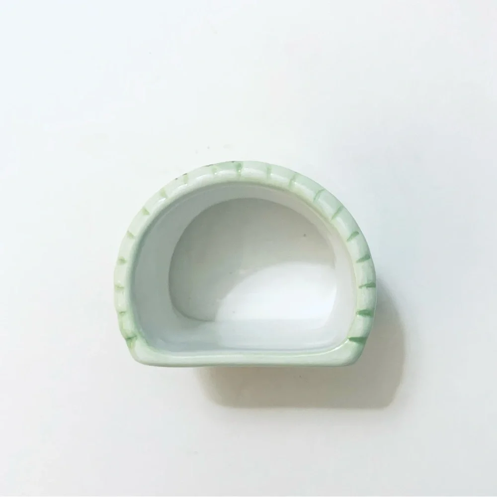 THE EVELYN COLLECTION by Tracy Porter Hand Painted Napkin Ring Holders, set of 8